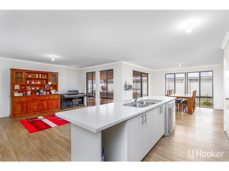 22 Solstice Way, Australind WA 6233