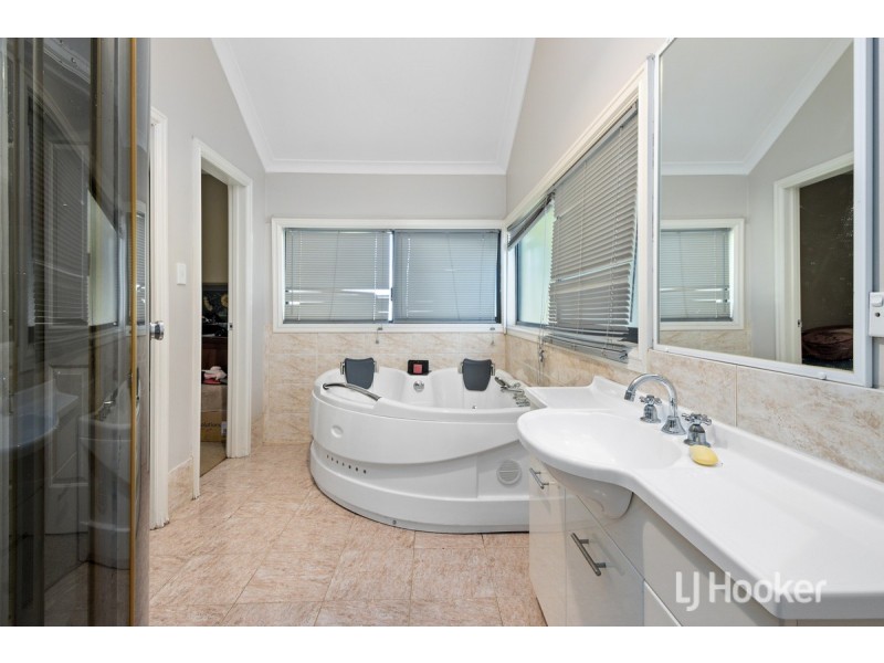 195 Steere Street North, Collie WA 6225