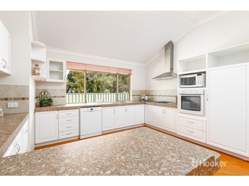 24 West Road, Capel WA 6271