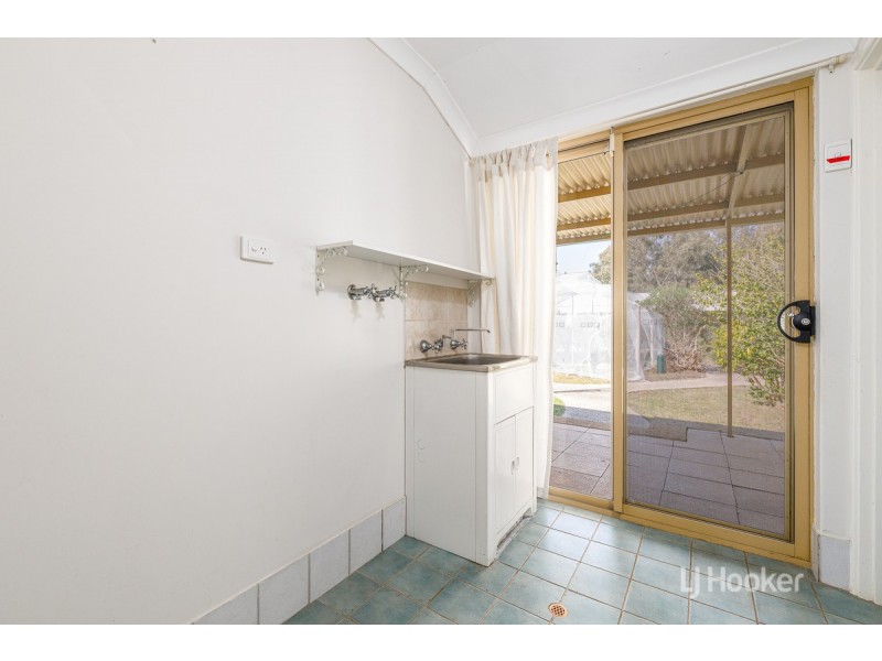 24 West Road, Capel WA 6271