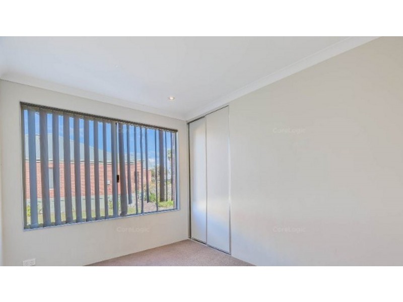 6/204 Clarke Street East, Carey Park WA 6230