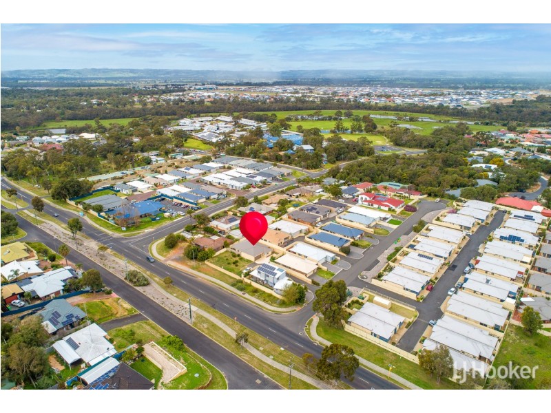 4/1 Heavenly Court, Australind WA 6233