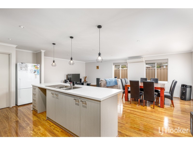 4/1 Heavenly Court, Australind WA 6233