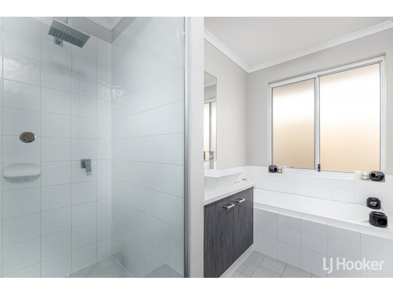 4/1 Heavenly Court, Australind WA 6233