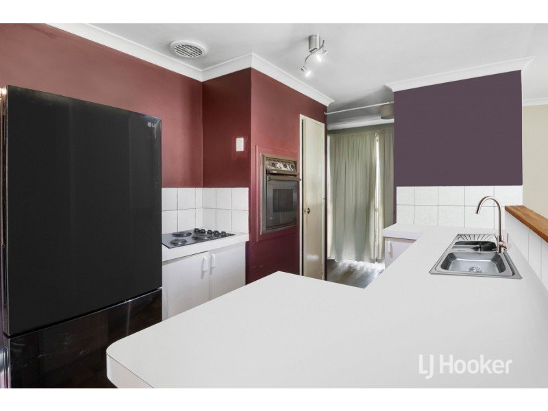 15 Sunburst Grove, Collie WA 6225