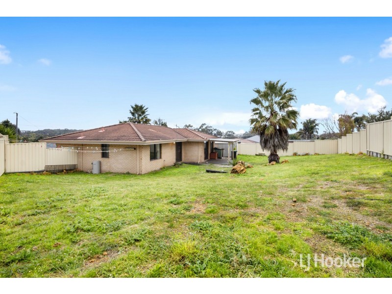 15 Sunburst Grove, Collie WA 6225