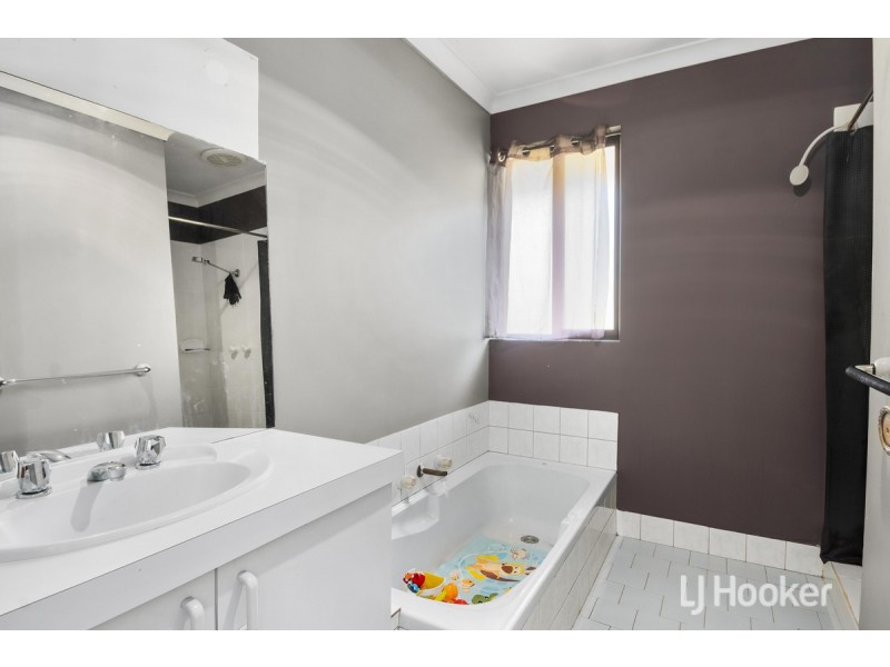 15 Sunburst Grove, Collie WA 6225