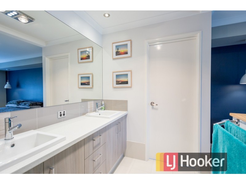 6 Wandoo Way, Eaton WA 6232