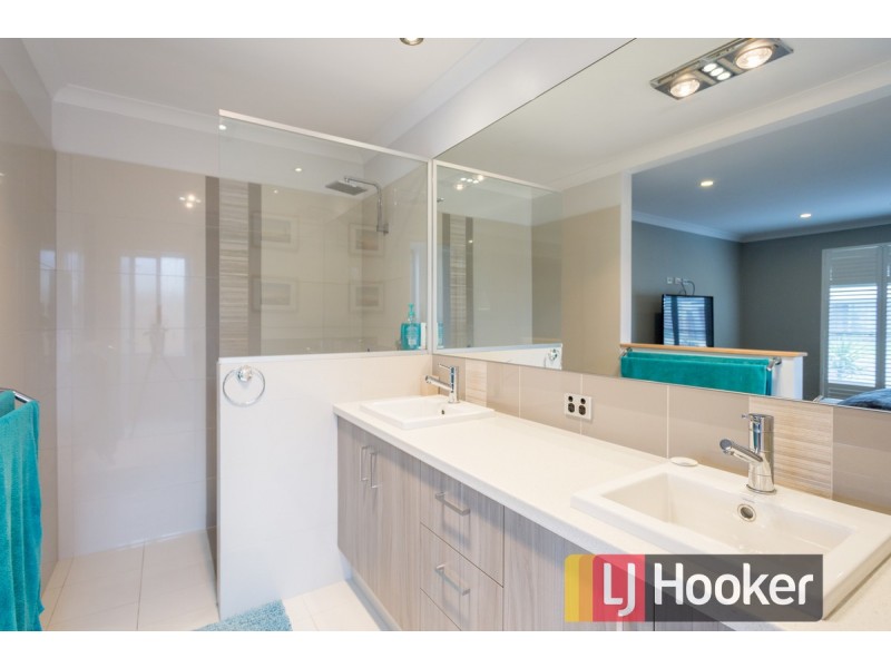 6 Wandoo Way, Eaton WA 6232