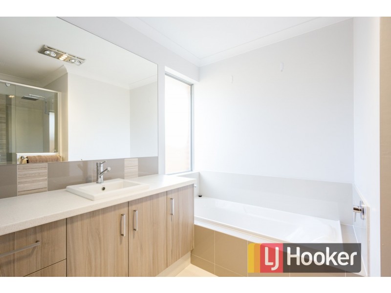 6 Wandoo Way, Eaton WA 6232