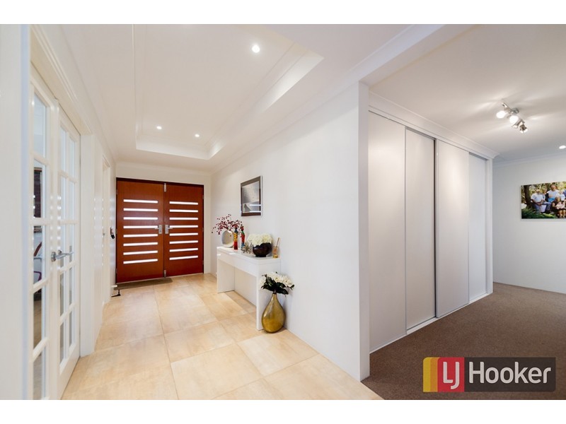 10 Jade Crescent, Dalyellup WA 6230