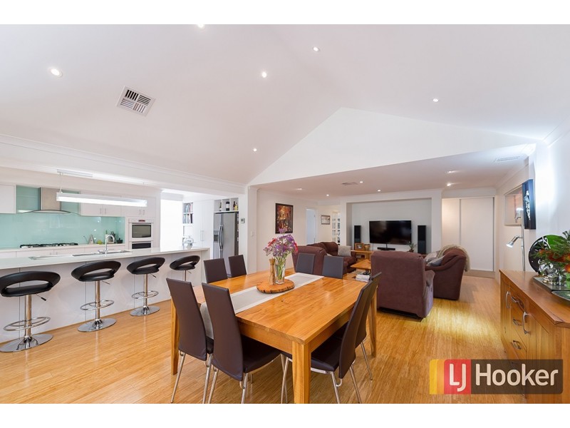 10 Jade Crescent, Dalyellup WA 6230
