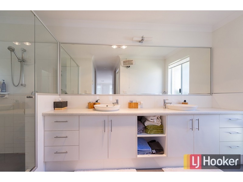 10 Jade Crescent, Dalyellup WA 6230