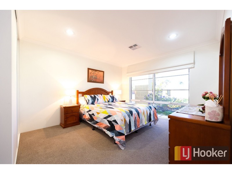 10 Jade Crescent, Dalyellup WA 6230