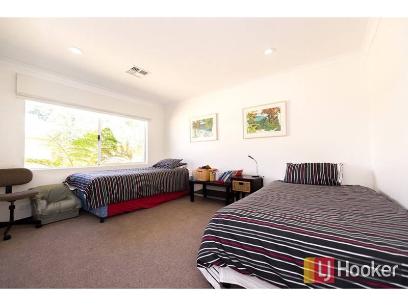 10 Jade Crescent, Dalyellup WA 6230