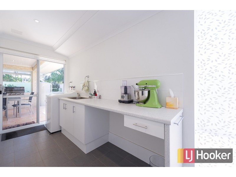 10 Jade Crescent, Dalyellup WA 6230