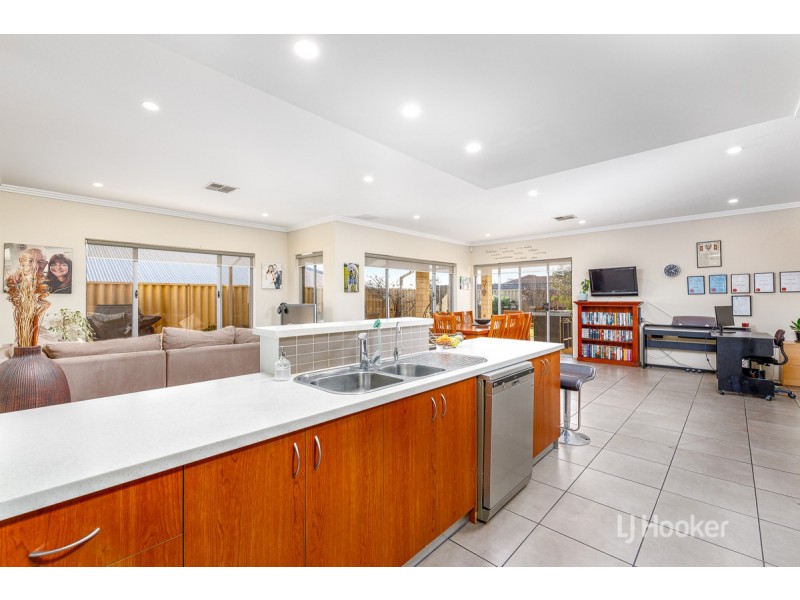 20 Sapphire Road, Dalyellup WA 6230