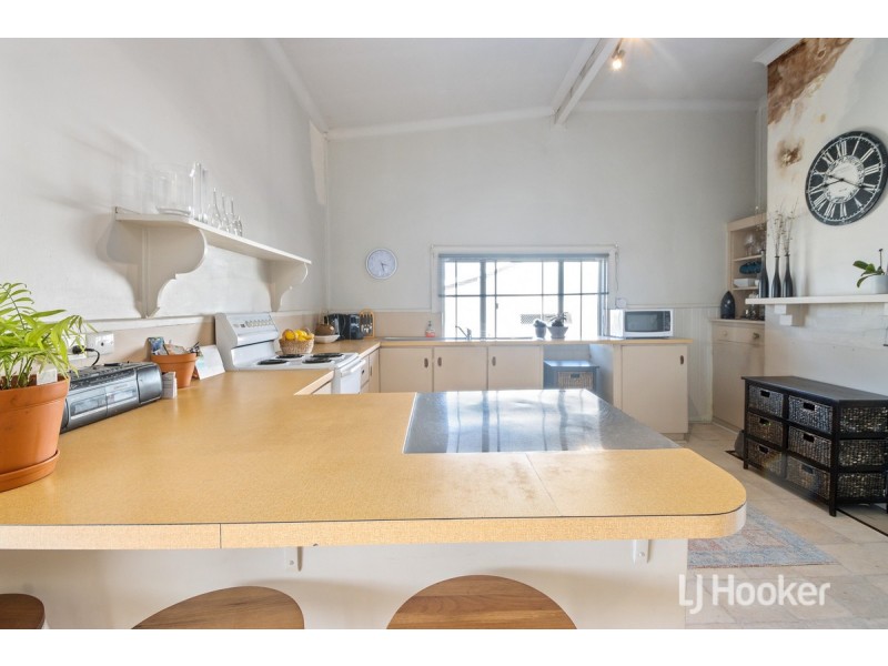 94 Jones Street, Collie WA 6225