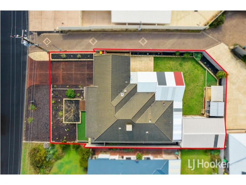 82 Lucy Victoria Avenue, Australind WA 6233