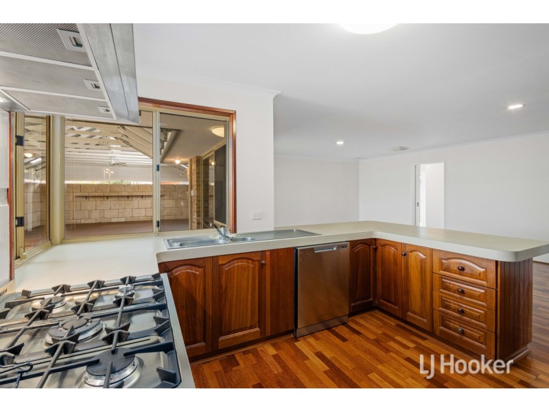 82 Lucy Victoria Avenue, Australind WA 6233