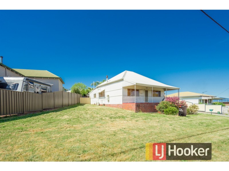 66 Deakin Street, Collie WA 6225