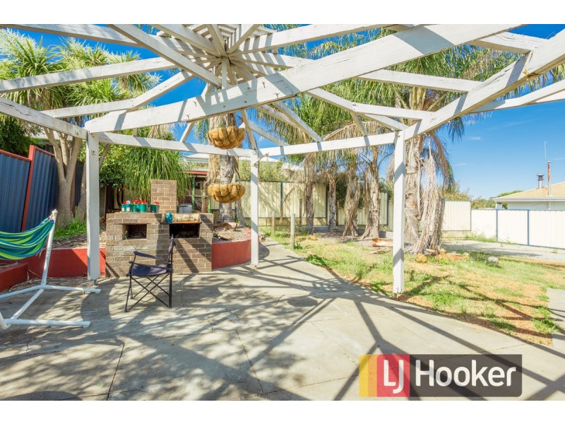 66 Deakin Street, Collie WA 6225