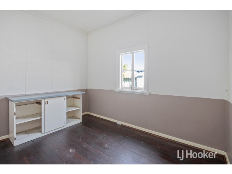 11 Hutton Street, Collie WA 6225