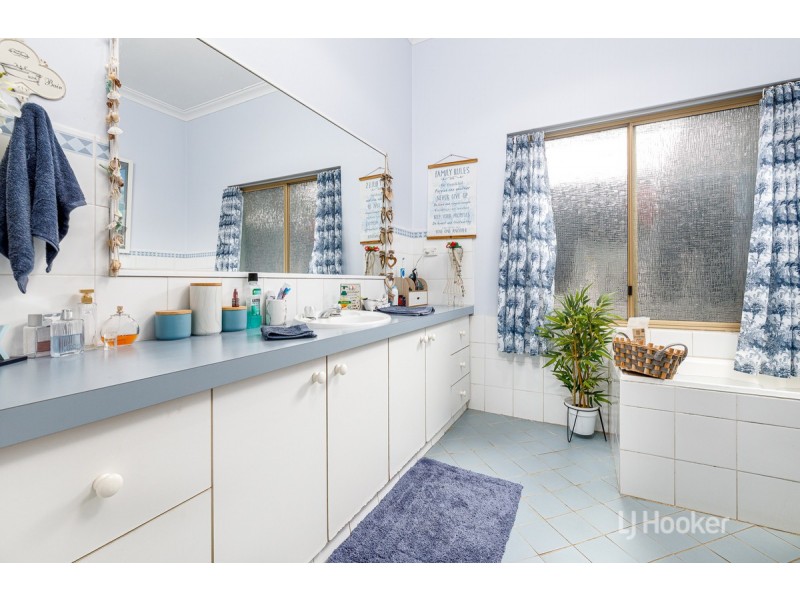 8 Gardiner Street, Roelands WA 6226