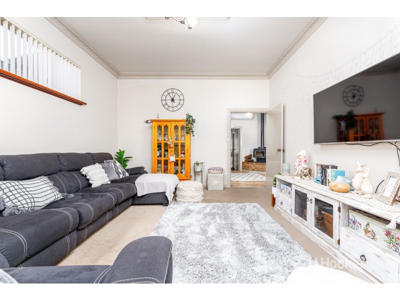 8 Gardiner Street, Roelands WA 6226