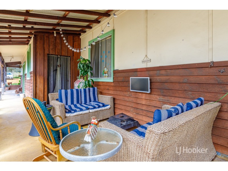 8 Gardiner Street, Roelands WA 6226