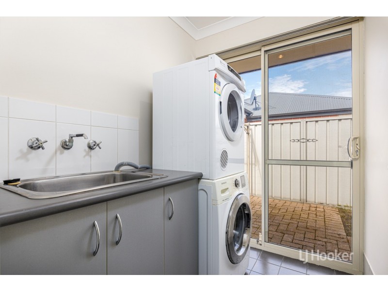 7/204 Clarke Street East, Carey Park WA 6230