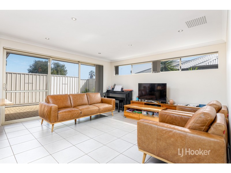 7/204 Clarke Street East, Carey Park WA 6230