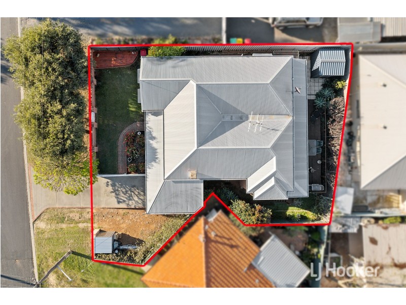 19 Dixon Street, Carey Park WA 6230