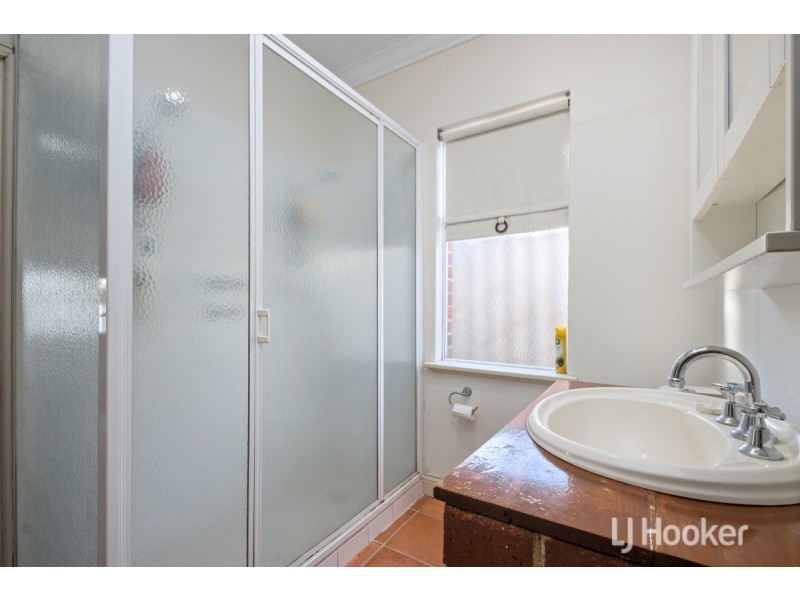 19 Dixon Street, Carey Park WA 6230