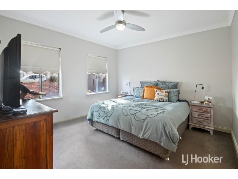 19 Dixon Street, Carey Park WA 6230