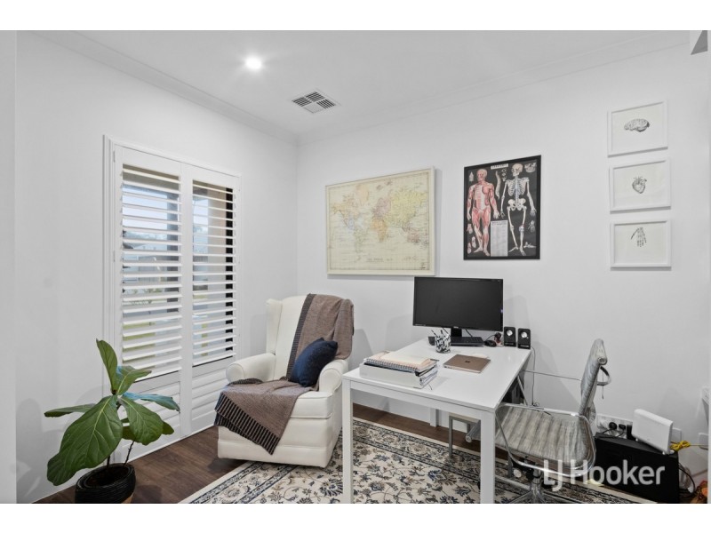 16 Arrow Street, Dalyellup WA 6230