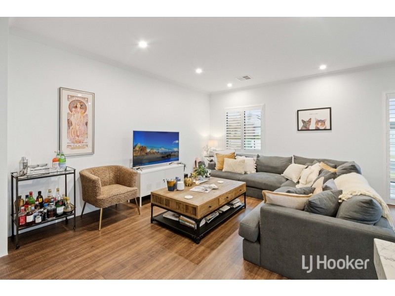 16 Arrow Street, Dalyellup WA 6230