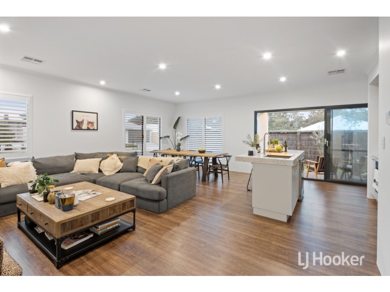 16 Arrow Street, Dalyellup WA 6230