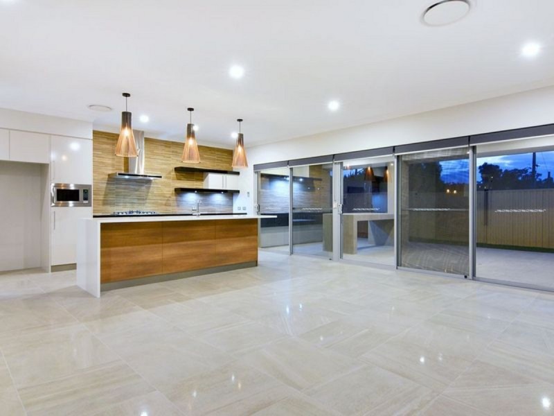 14 Barker Boulevard, Glen Iris WA 6230