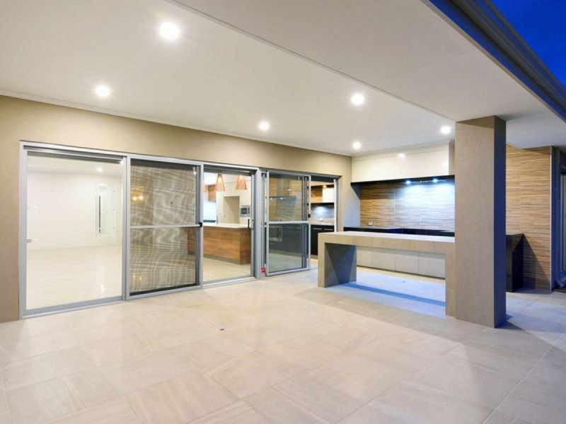 14 Barker Boulevard, Glen Iris WA 6230