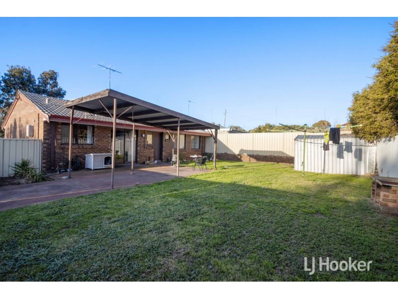 1A Crampton Avenue, Usher WA 6230