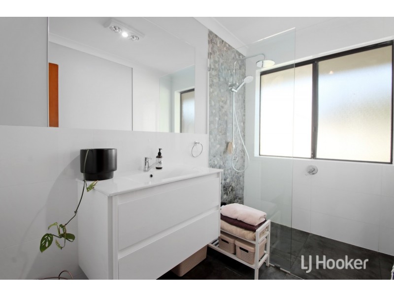 1A Crampton Avenue, Usher WA 6230