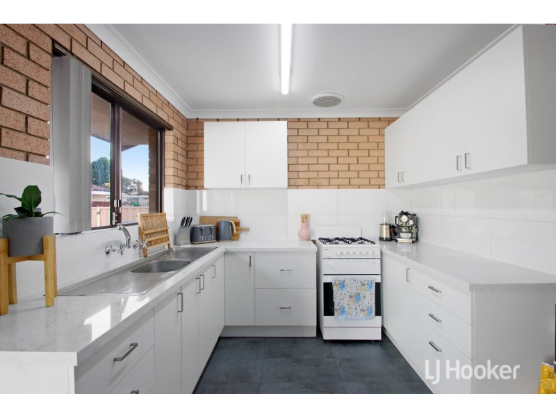 1A Crampton Avenue, Usher WA 6230