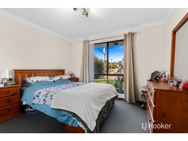 29 Ashrose Drive, Withers WA 6230