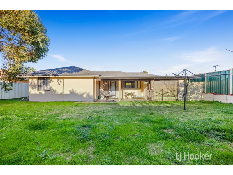 29 Ashrose Drive, Withers WA 6230