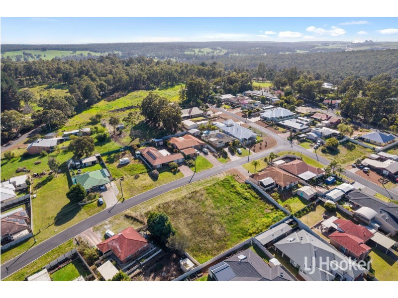 3 Hargreaves Street, Collie WA 6225