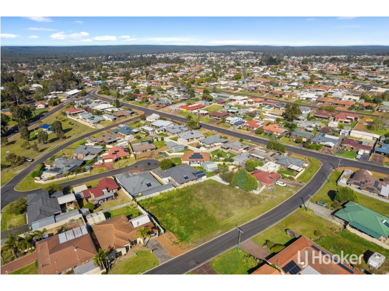 3 Hargreaves Street, Collie WA 6225
