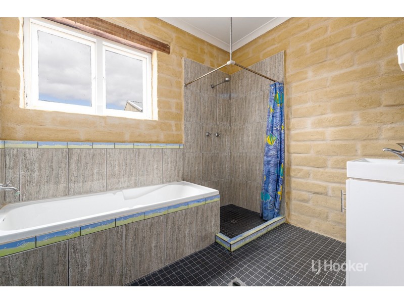 9 Busher Place, Capel WA 6271