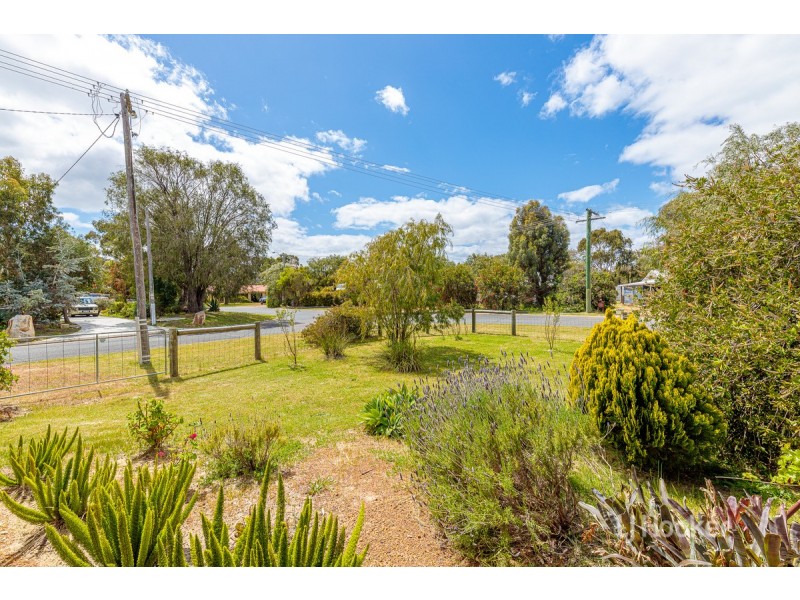 9 Busher Place, Capel WA 6271