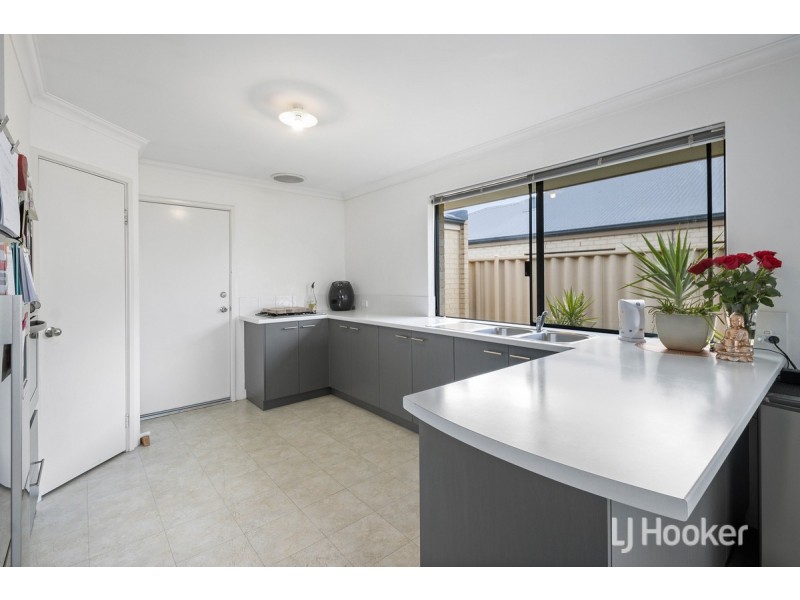 23 Milesi Bend, Dalyellup WA 6230